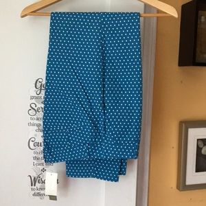 J crew crop pant in polka dots blue and white with tags.